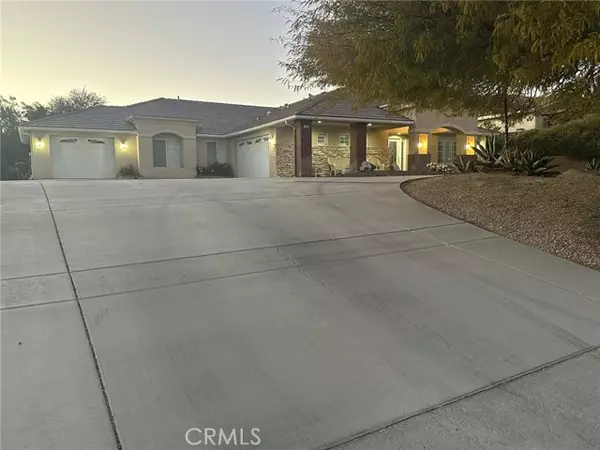 16232 Ridge View DR, Apple Valley, CA 92307