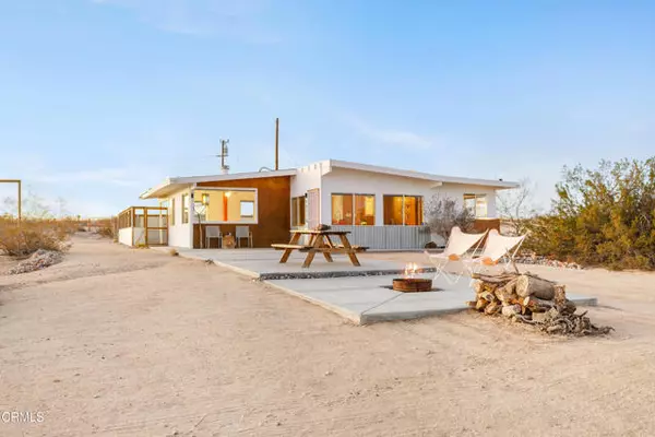 Joshua Tree, CA 92252,66336 Brant Crossing RD