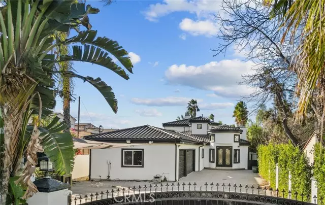 Tarzana, CA 91356,5157 Avenida Oriente