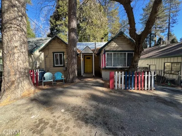 611 Leafy LN, Crestline, CA 92325