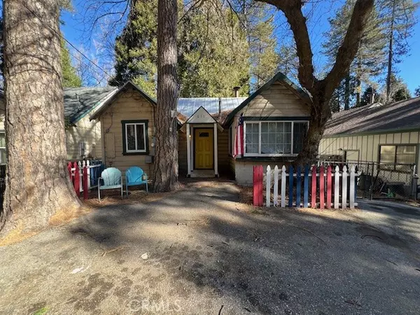 Crestline, CA 92325,611 Leafy LN