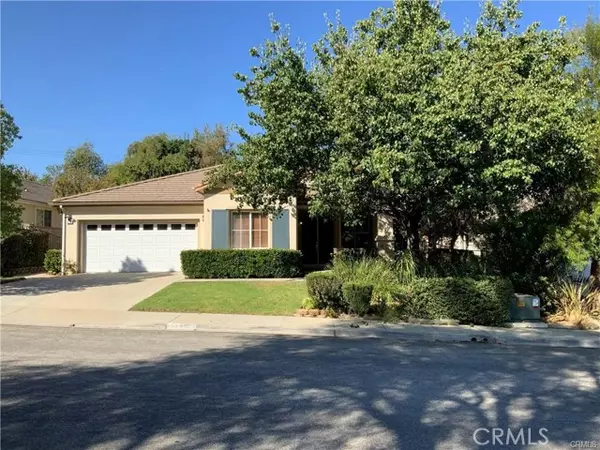 925 Red Pine DR, Simi Valley, CA 93065