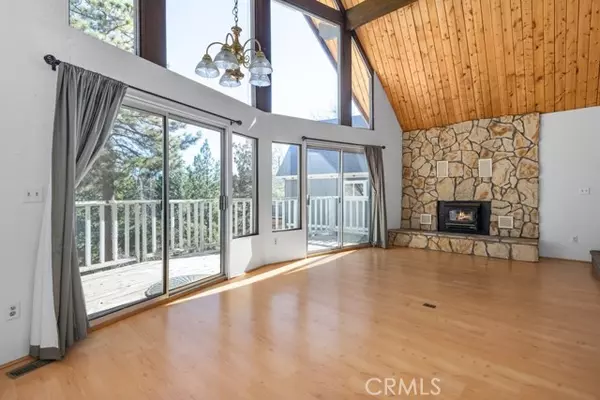 Running Springs, CA 92382,1993 Nob Hill DR