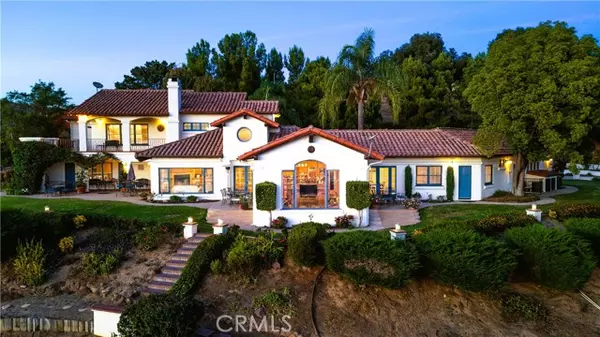 8420 Waters RD, Moorpark, CA 93021