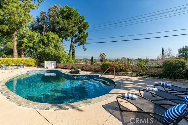 Woodland Hills, CA 91367,23925 Crosson DR