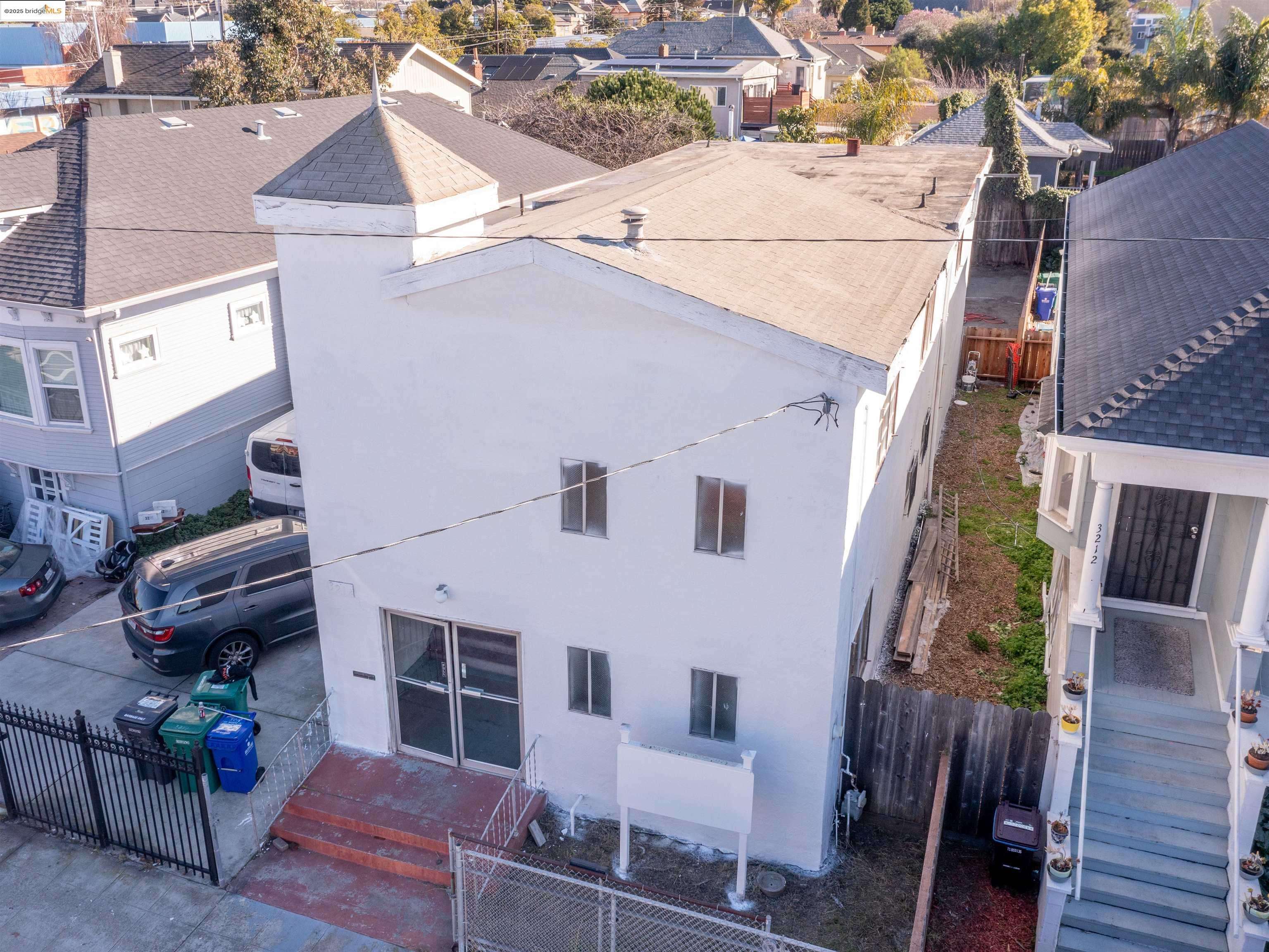 Oakland, CA 94608