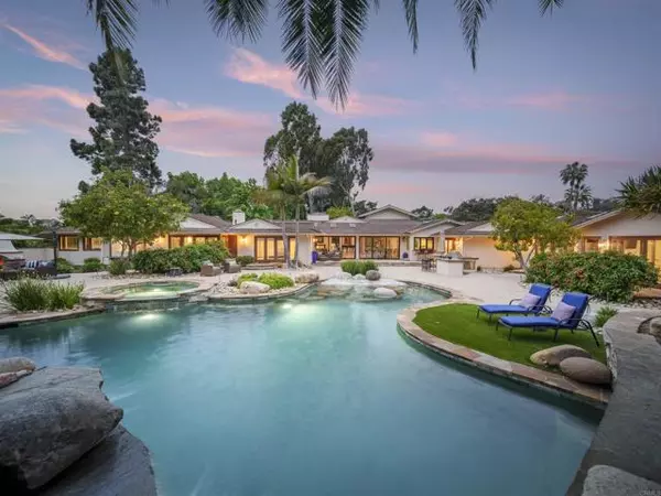 Rancho Santa Fe, CA 92067,5041 El Secreto