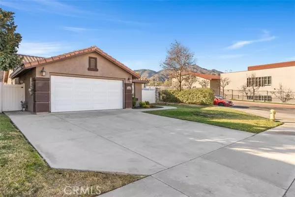 Corona, CA 92883,13569 Basswood DR