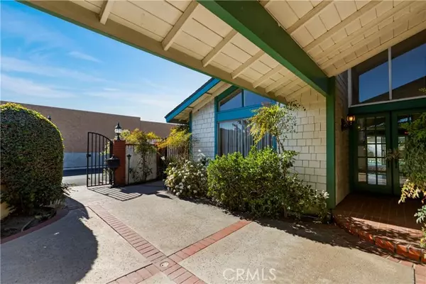 Seal Beach, CA 90740,3521 Fern CIR