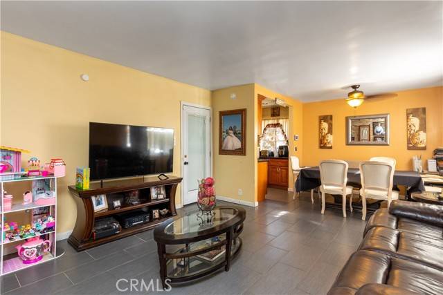 Hacienda Heights, CA 91745,15409 Three Palms ST