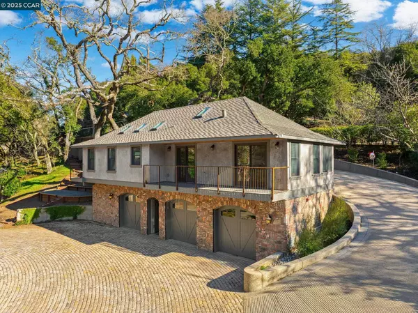 Orinda, CA 94563-1234,100 B Moraga WAY