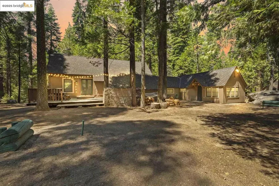 126 Rustic, Pinecrest, CA 95364