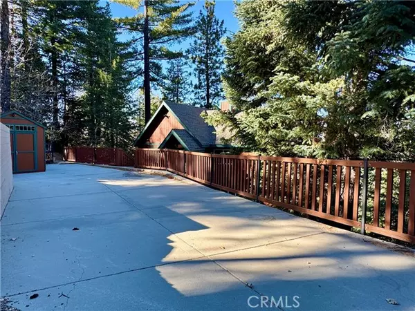 Lake Arrowhead, CA 92352,1381 Evergreen LN