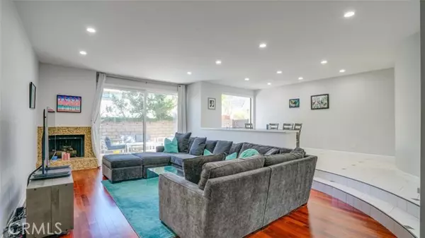 Encino, CA 91316,5243 Yarmouth AVE 27