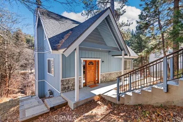 275 Fairway DR, Lake Arrowhead, CA 92352