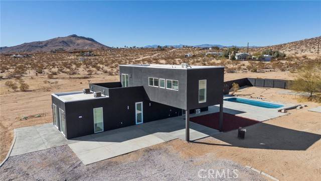 3460 Stonehill AVE, Joshua Tree, CA 92252