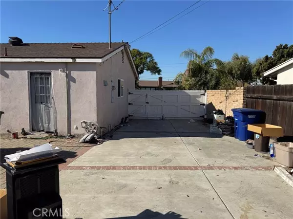 Buena Park, CA 90620,8062 San Dimas CIR