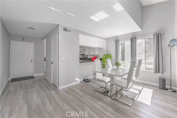 Newhall, CA 91321,26212 Rainbow Glen DR