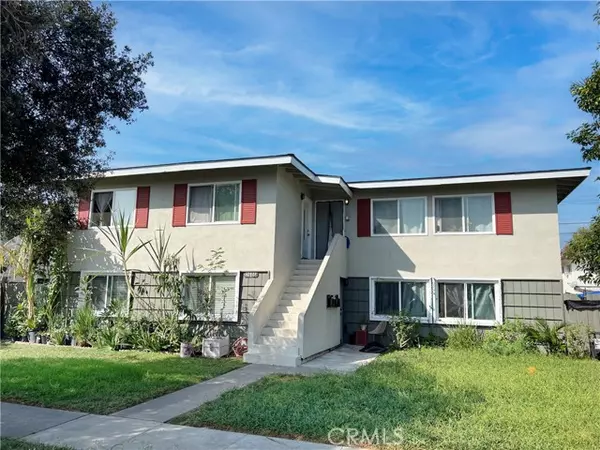 2606 S Rosewood AVE, Santa Ana, CA 92707