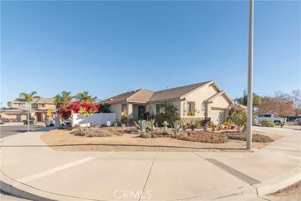 Perris, CA 92571,274 Holiday LN