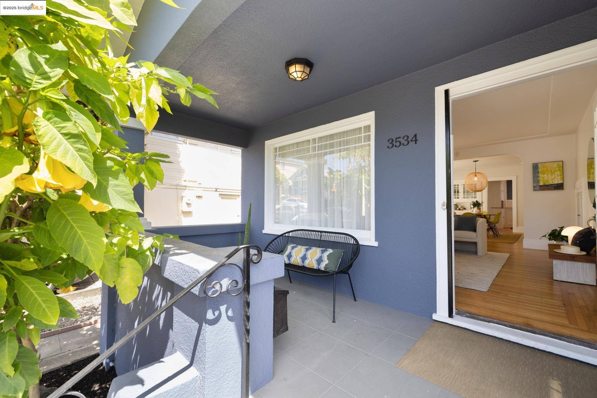 Oakland, CA 94602,3534 Rhoda Ave