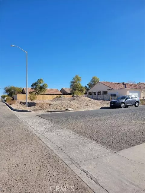 2207 Casa Loma ST, Needles, CA 92363