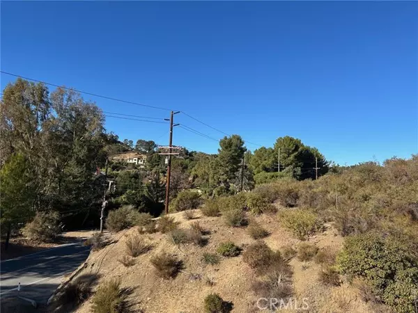 Calabasas, CA 91302,24638 Mulholland HWY