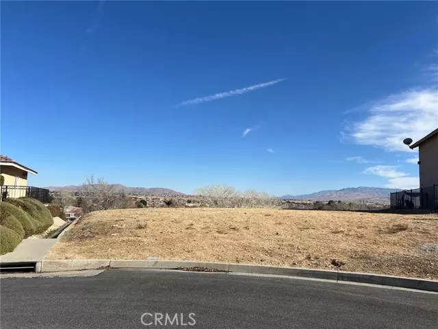 18257 Deauville DR, Victorville, CA 92395