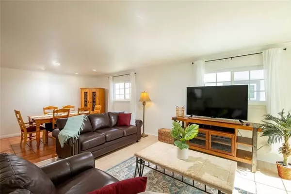 Van Nuys, CA 91406,7310 Balboa BLD F