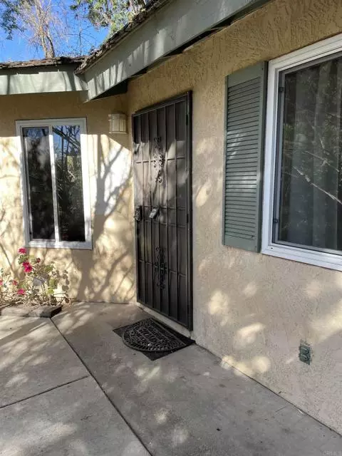 La Mesa, CA 91941,4854 Beaumont DR