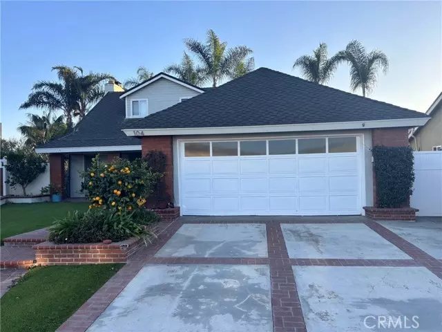 104 Princeton CIR, Seal Beach, CA 90740