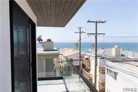 Manhattan Beach, CA 90266,118 Kelp ST A