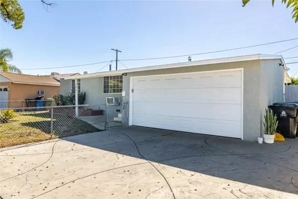 Panorama City, CA 91402,7865 Cantaloupe AVE