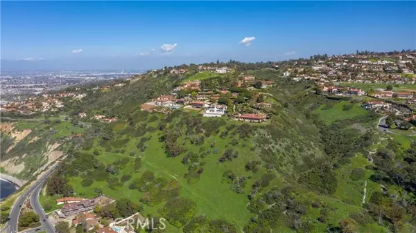 Palos Verdes Estates, CA 90274,948 Paseo La Cresta