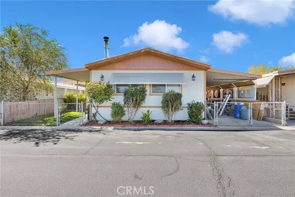 20683 Waalew RD 114, Apple Valley, CA 92307