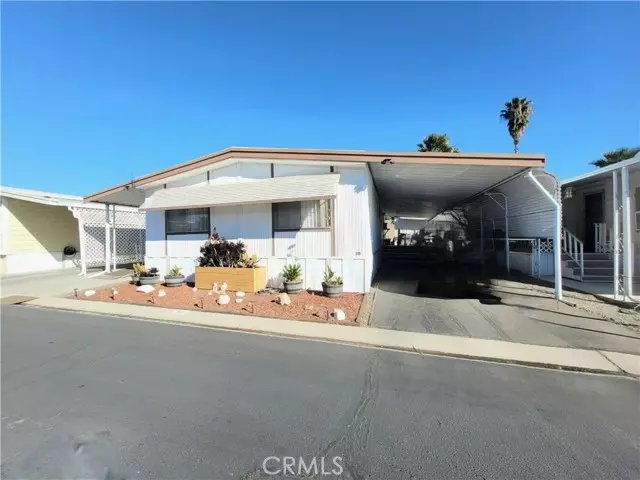 575 S Lyon AVE 60, Hemet, CA 92543