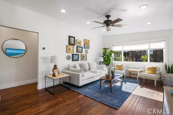 Laguna Beach, CA 92651,737 Griffith WAY