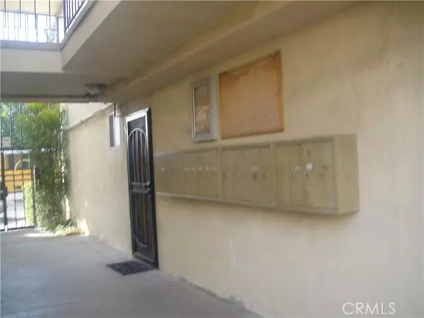 North Hollywood, CA 91605,7826 Laurel Canyon BLD 3