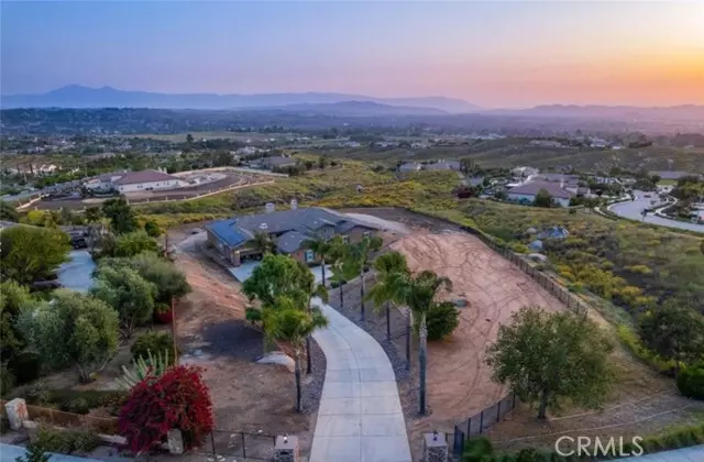 650 Crystal Mountain CIR, Riverside, CA 92506