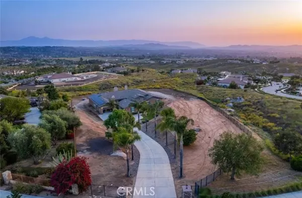 650 Crystal Mountain CIR, Riverside, CA 92506