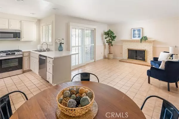 Newhall, CA 91321,25057 Green Mill AVE