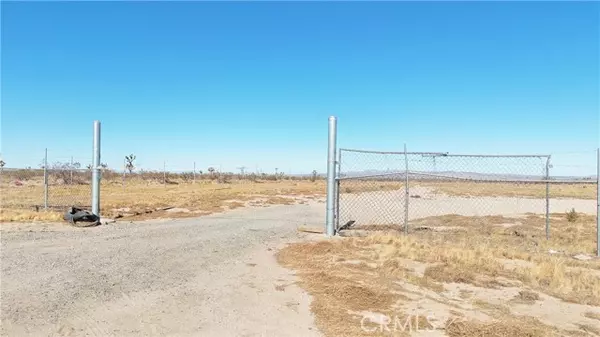14326 Manada RD, Phelan, CA 92371