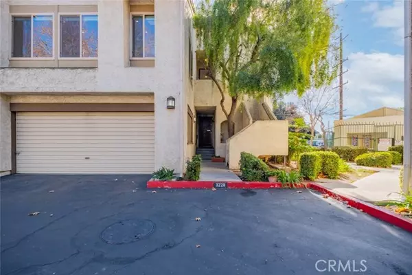 Simi Valley, CA 93063,3228 Darby ST 226