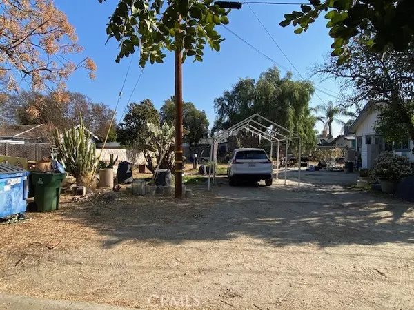 San Fernando, CA 91340,1213 7th [ North ]