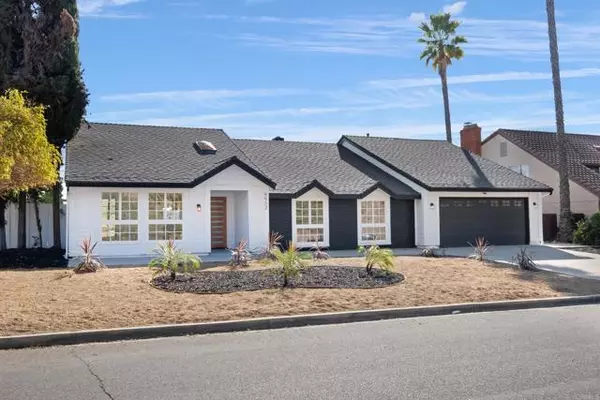 La Mesa, CA 91941,9933 Mozelle LN