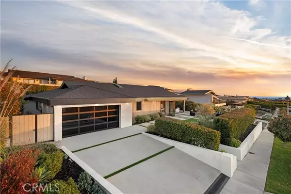 Corona Del Mar, CA 92625,1120 White Sails WAY