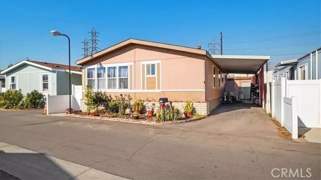 10800 Dale Ave 125, Stanton, CA 90680