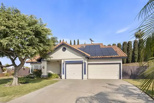 Bonita, CA 91902,3681 Dory DR