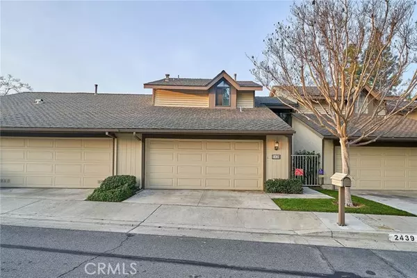 Fullerton, CA 92833,2439 APPLEWOOD CIR 21