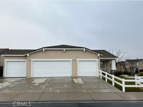 Eastvale, CA 92880,13593 Gray Hawk CT